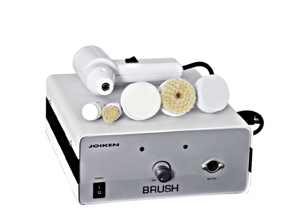Brush machine